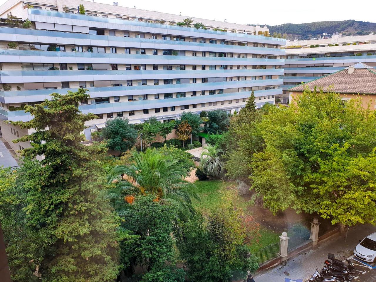 Ginosi Pedralbes Hotel บาร์เซโลนา ภายนอก รูปภาพ